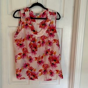 Silky white pink orange flowers. Good condition